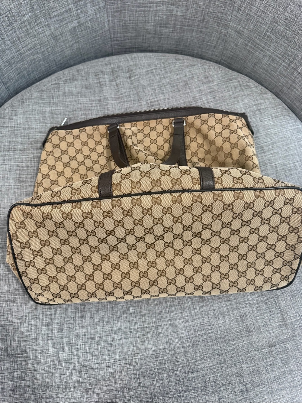 Gucci Brown GG Supreme Canvas Duffel Bag - Picture 7 of 11